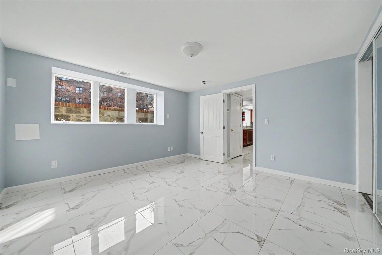 635 E Lincoln Ave - Photo 4 of 8