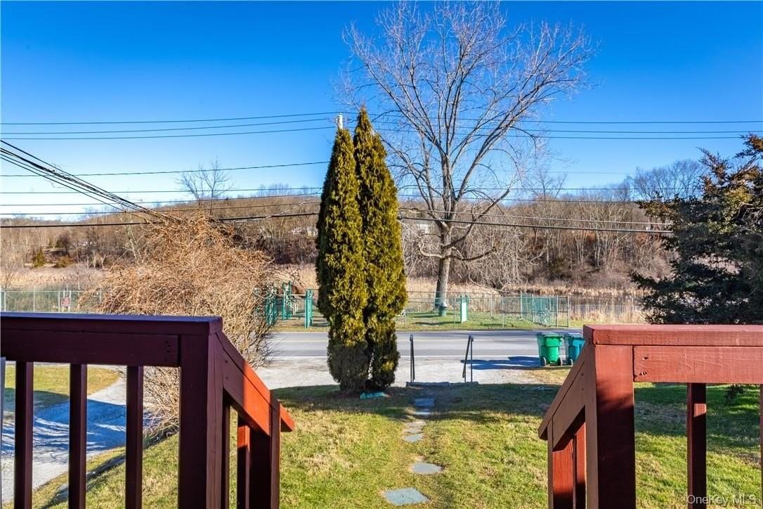 33 Holmes Rd Apt C - Photo 4 of 23