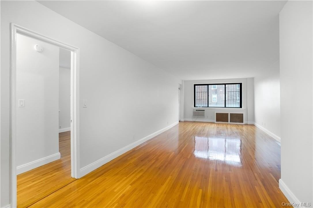 411 Bronx River Rd #7F - Photo 4 of 23
