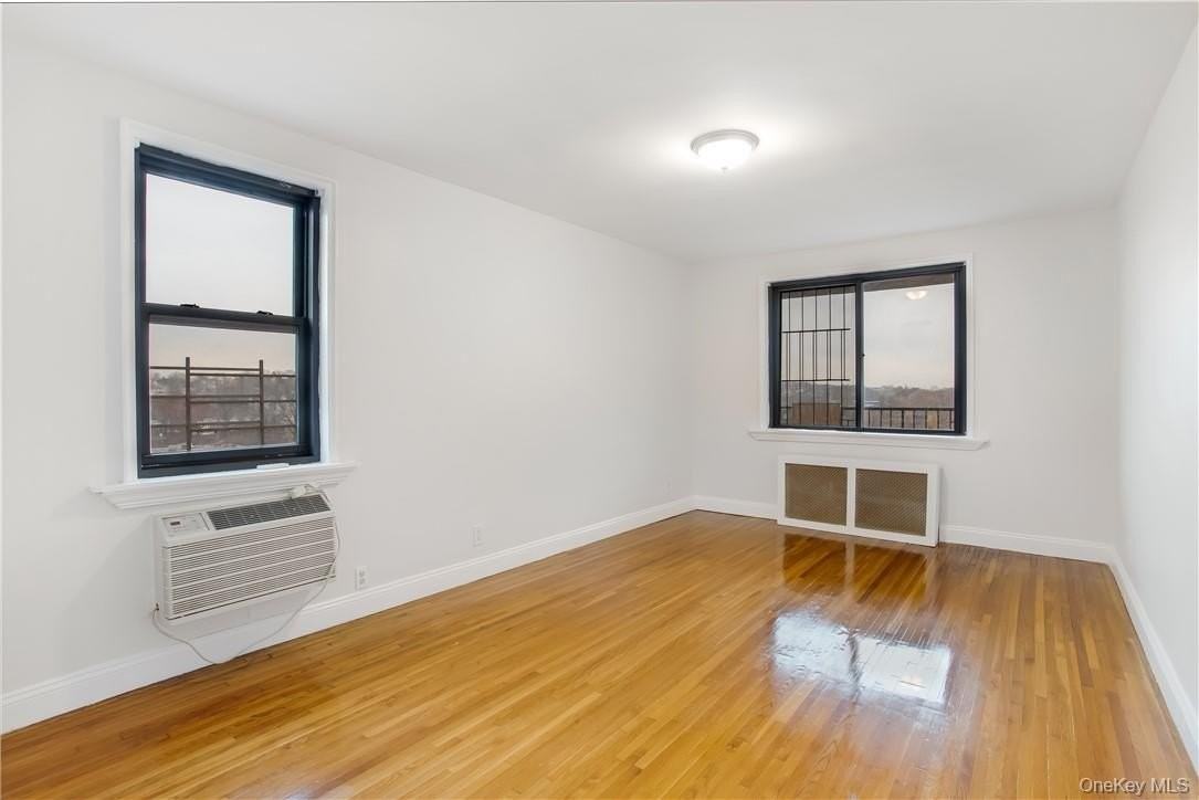 411 Bronx River Rd #7F - Photo 7 of 23