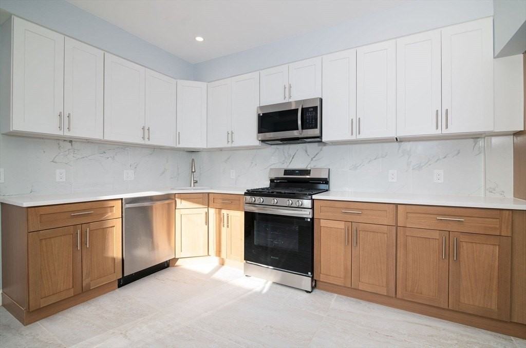 45 Tainter St Unit 45 - Photo 6 of 35