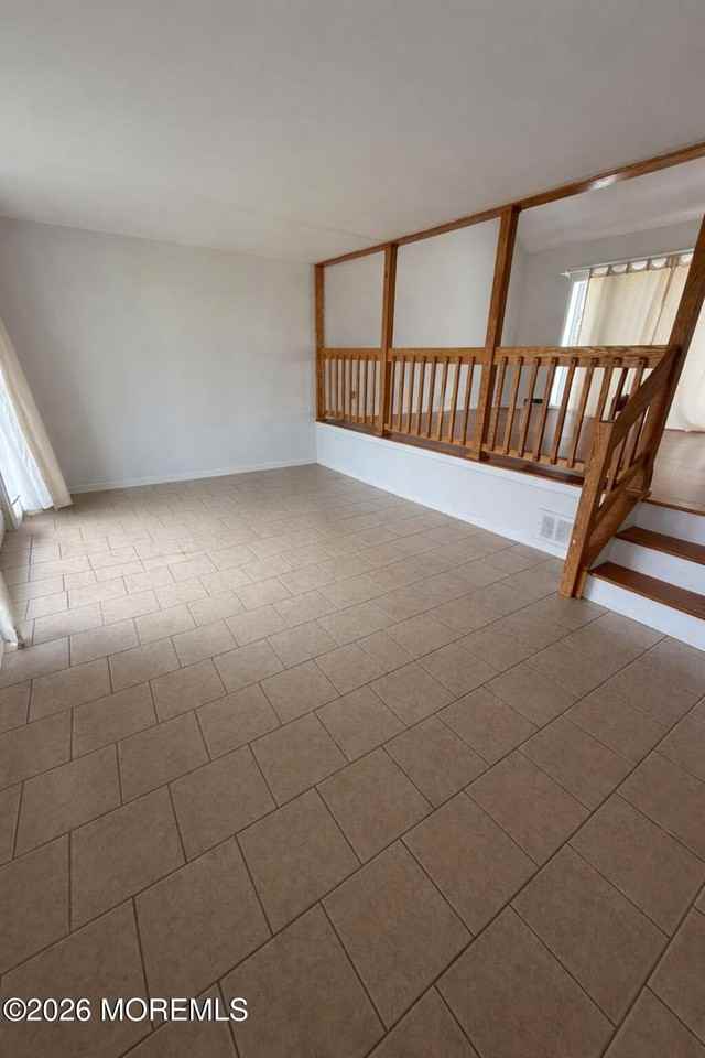 6 Barbara Ln - Photo 3 of 9