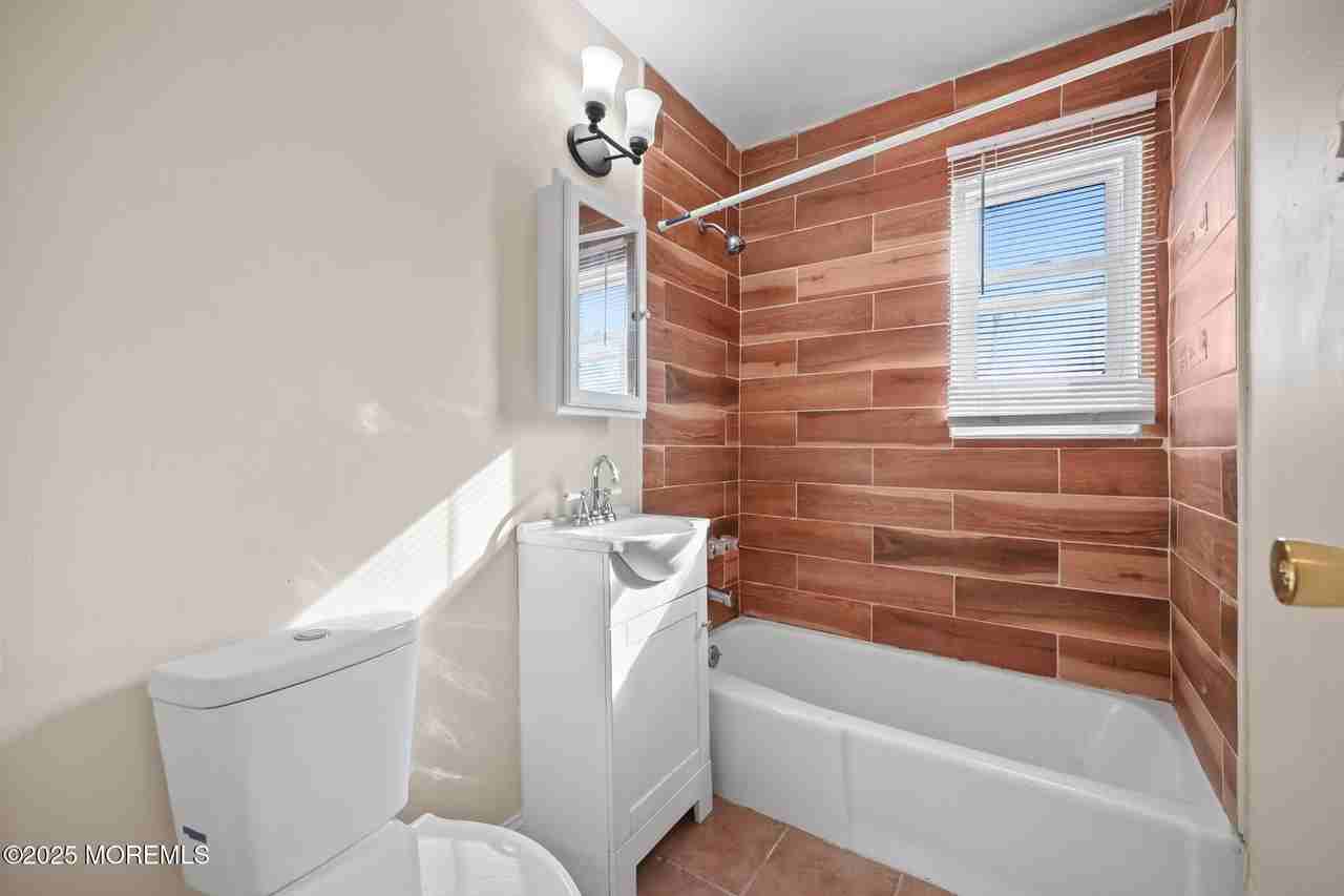 175 Buckelew Ave Bldg 3 - Photo 6 of 31