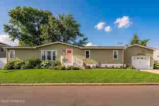 616 Newport Ave - Photo 1 of 1