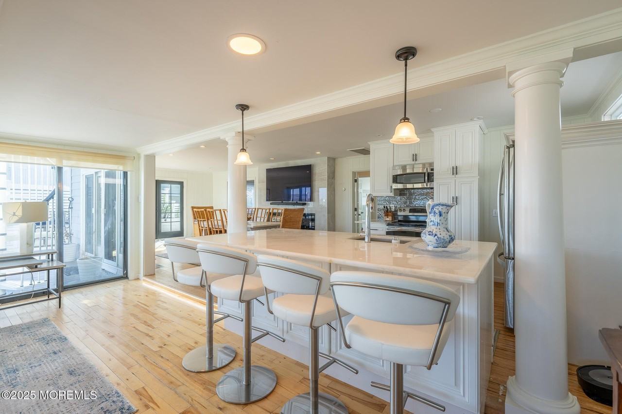 14 Falls Rd - Photo 7 of 40