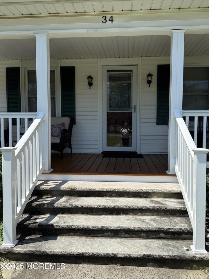 34 Whale Pond Rd - Photo 2 of 17