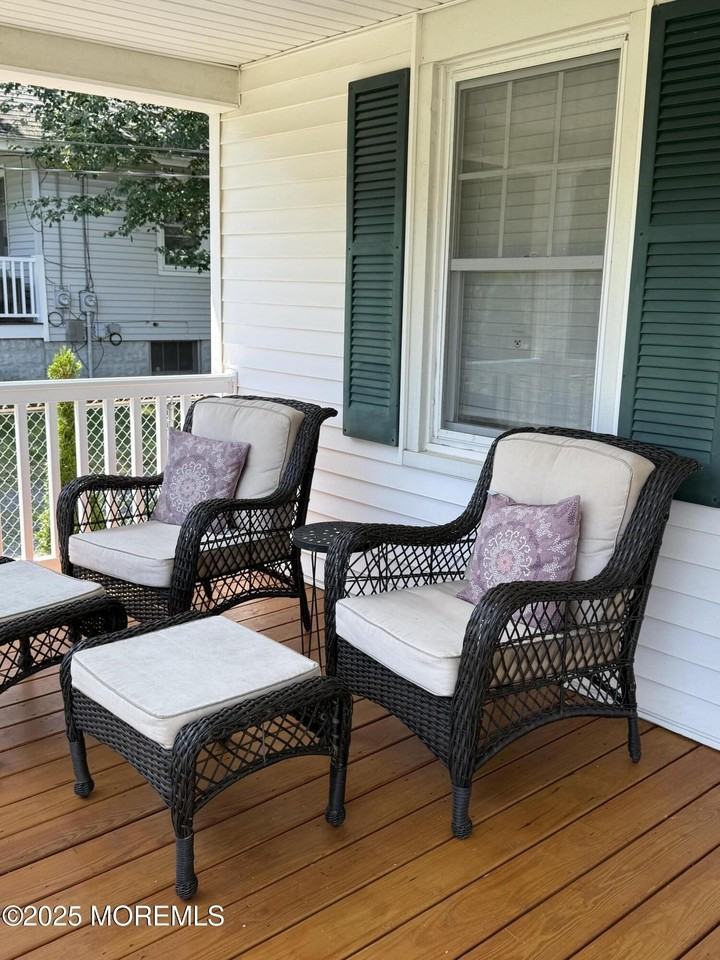 34 Whale Pond Rd - Photo 3 of 17