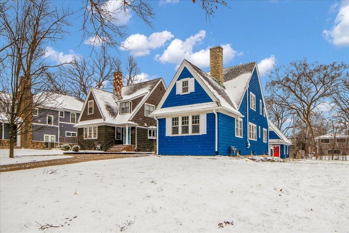 4941 Montgomery Ave - Photo 3 of 45