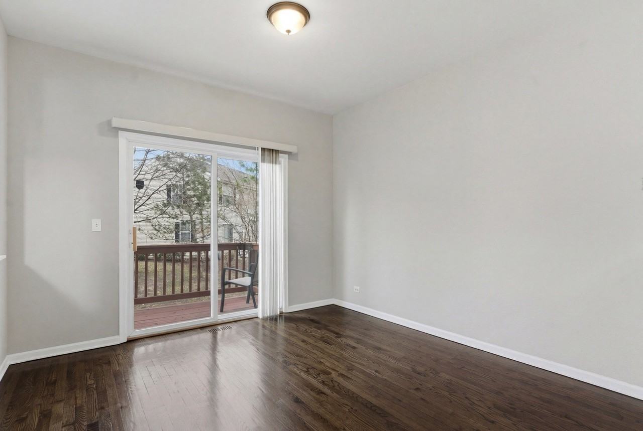 2313 Stoughton Dr - Photo 5 of 19