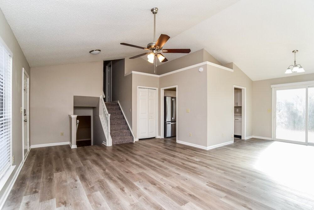 5003 Jade Ct - Photo 6 of 17