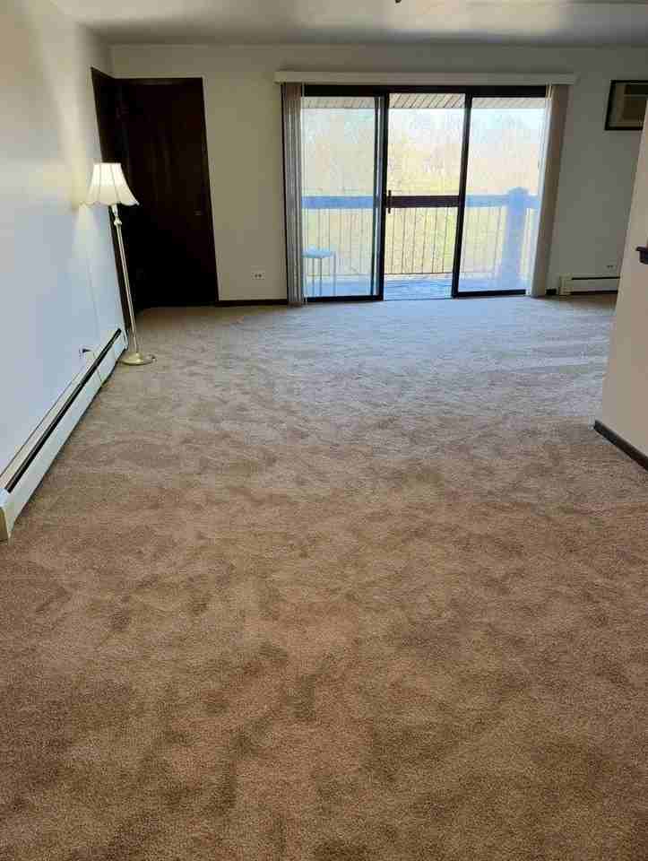 8549 W 151st St Apt 3e - Photo 4 of 21