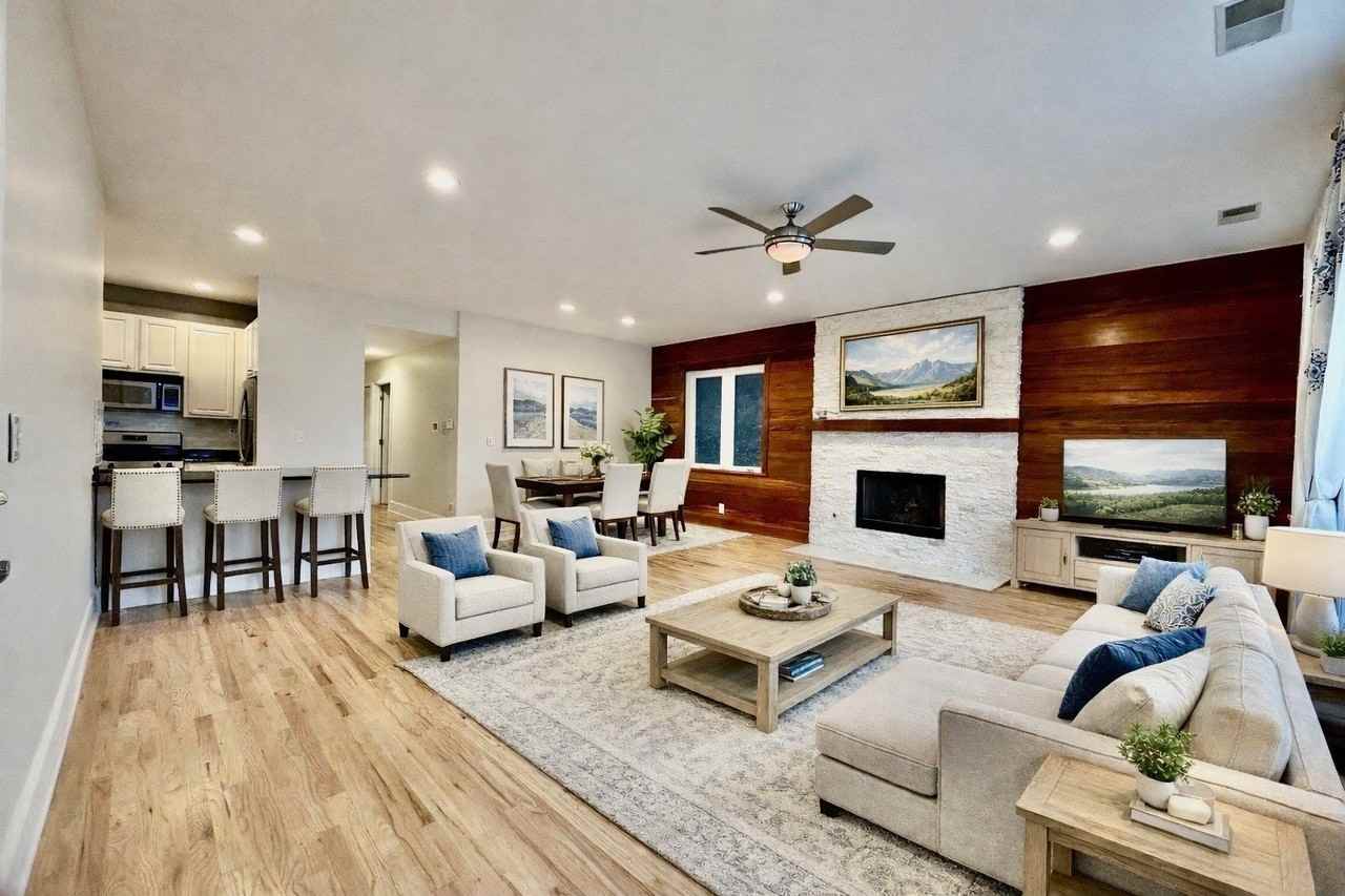 3015 N Ashland Ave Apt 3s - Photo 2 of 11