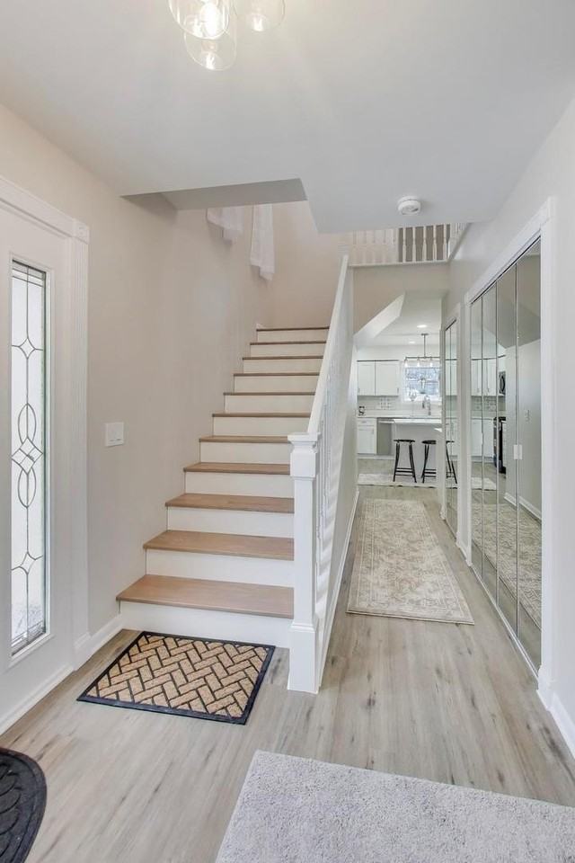 508 Beechwood Dr - Photo 3 of 23