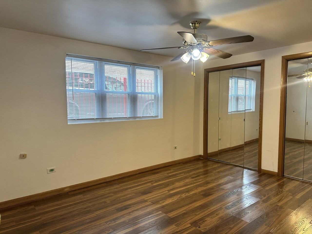 3517 W 79th St Unit G - Photo 4 of 17