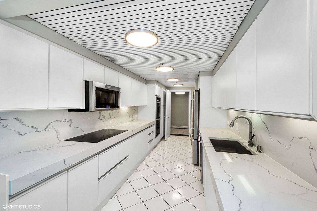 161 E Chicago Ave Unit 31e - Photo 7 of 23