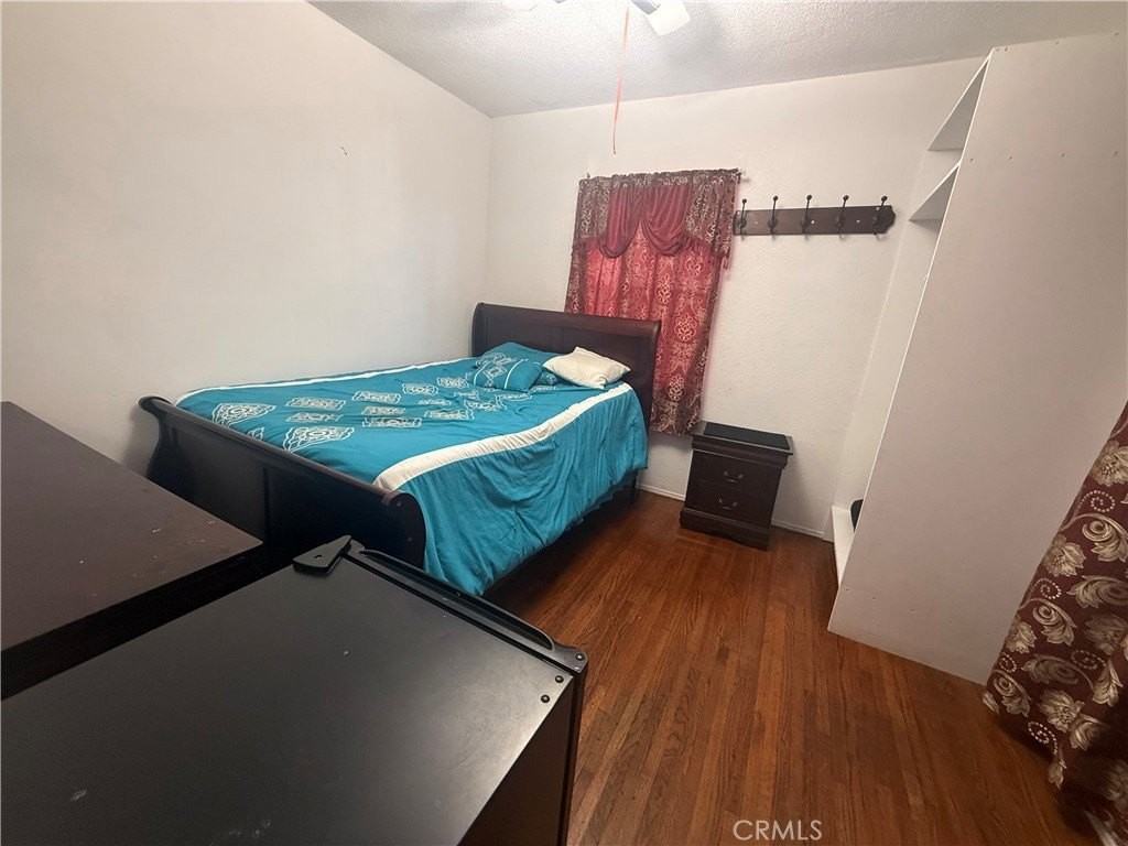 1514 W 156th St - Photo 2 of 3