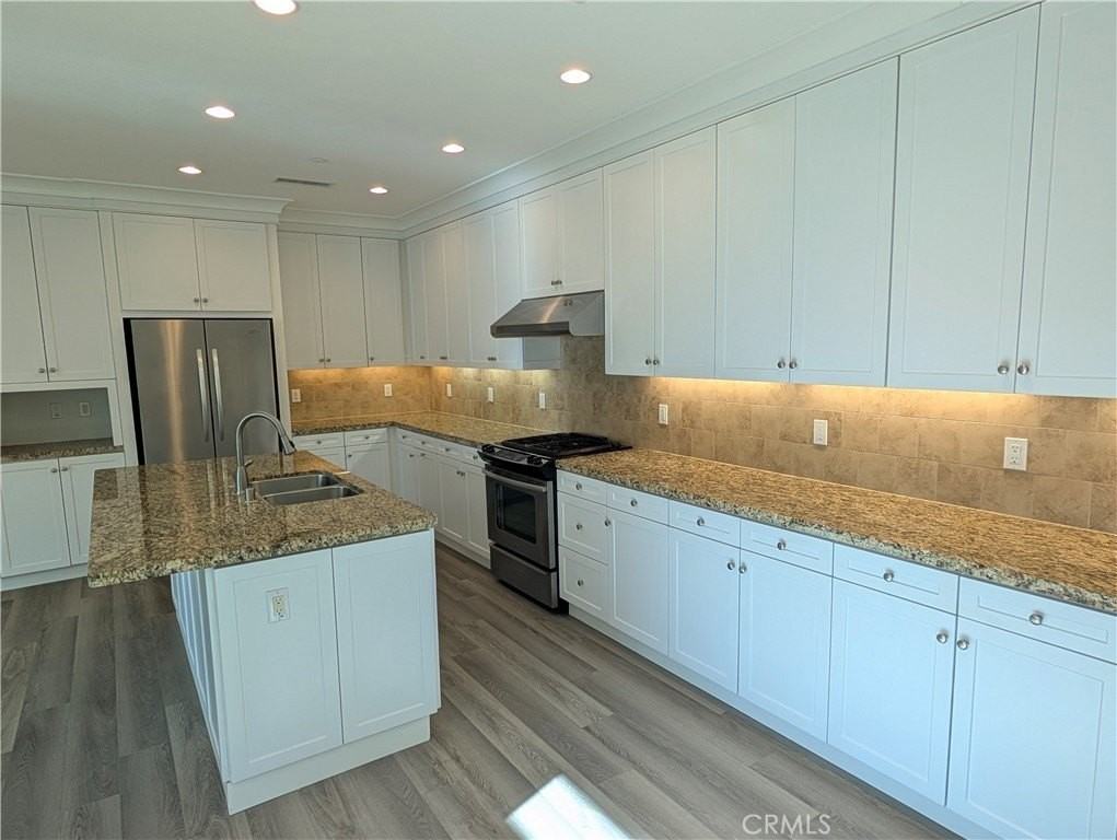 106 Baritone - Photo 4 of 18