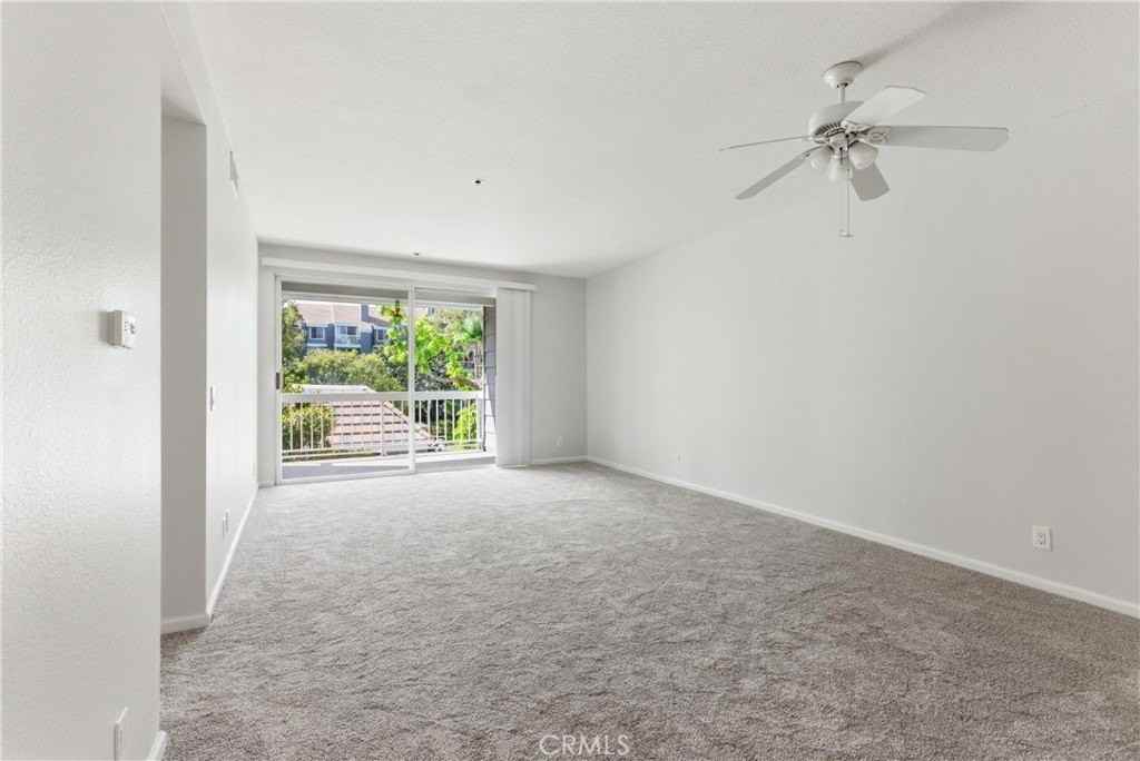 20301 Bluffside Cir #D201 - Photo 2 of 30