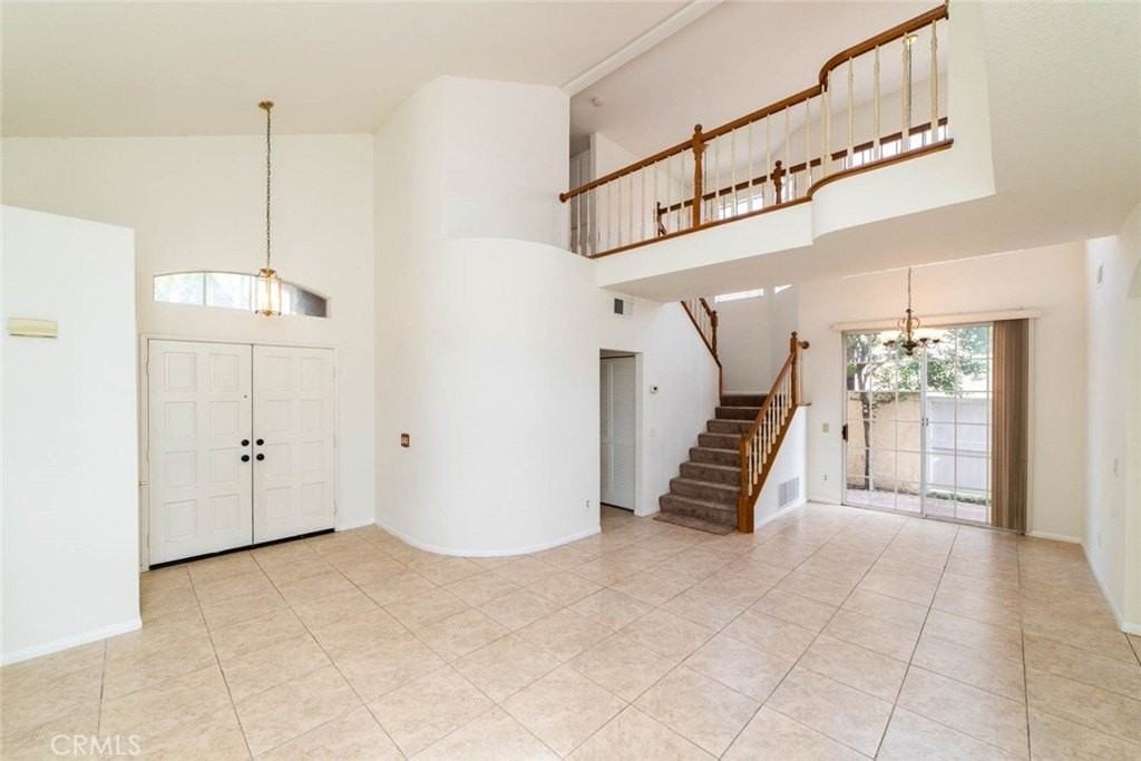 10 Sparta - Photo 7 of 32