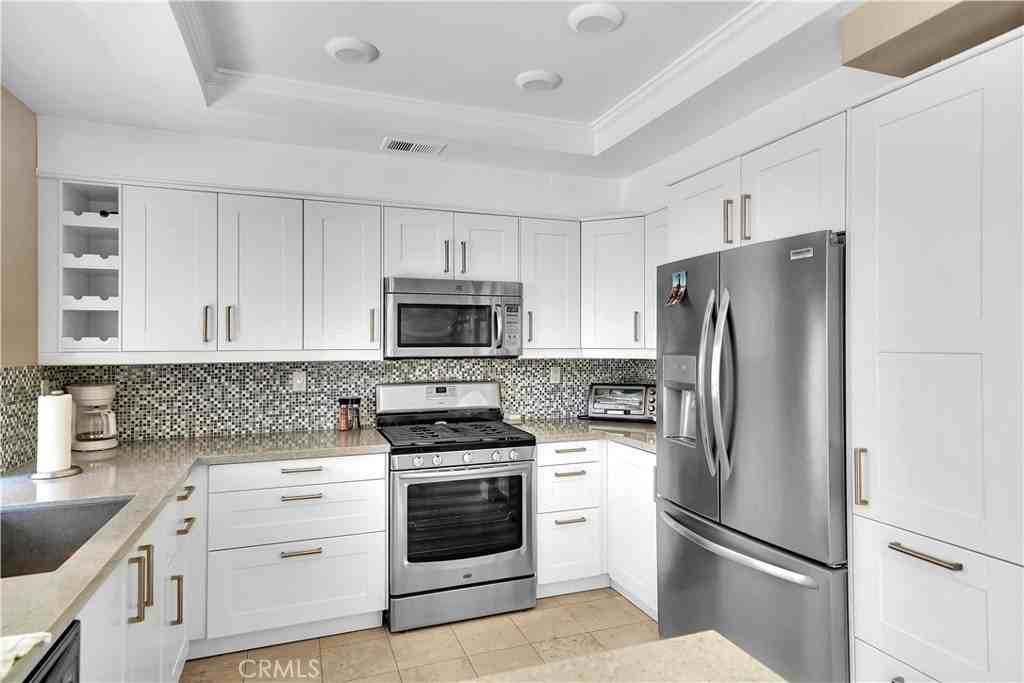 28581 La Alcala - Photo 2 of 32