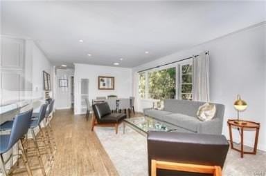 721 Jasmine Ave - Photo 3 of 11