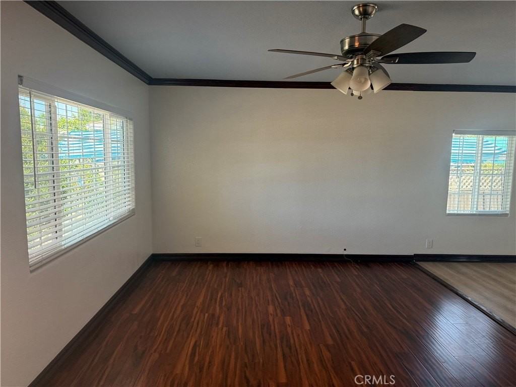 1524 Torrance Blvd - Photo 4 of 31