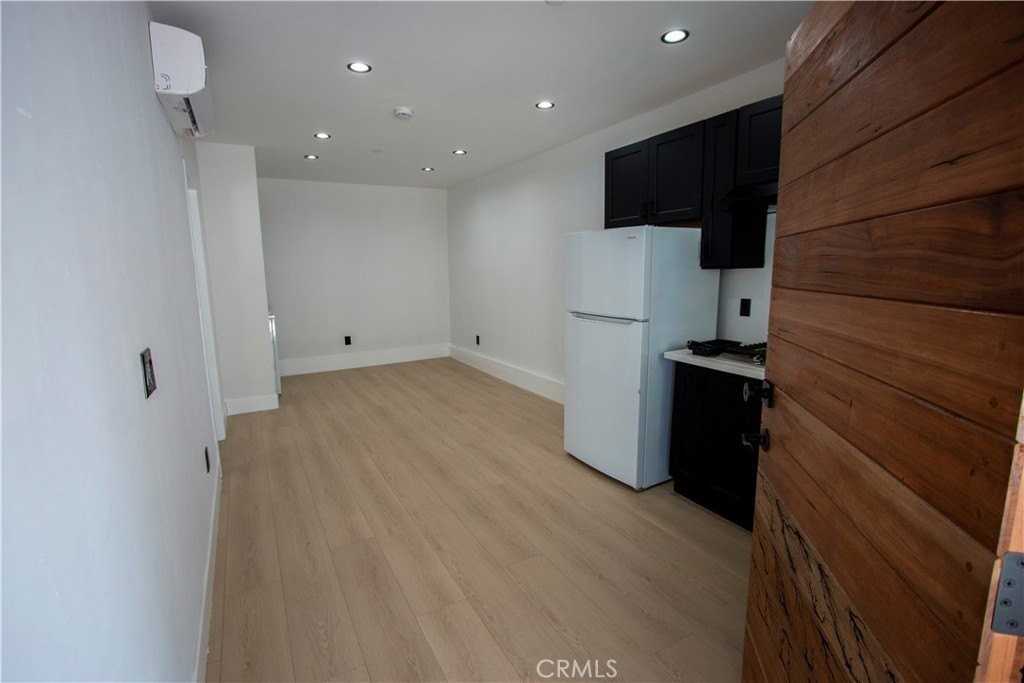 23419 Maestro Pl - Photo 3 of 13