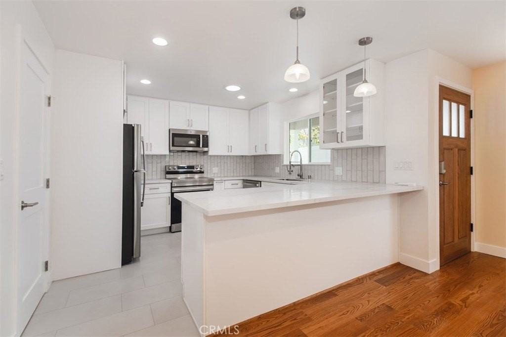 319 N Shelton St - Photo 5 of 21