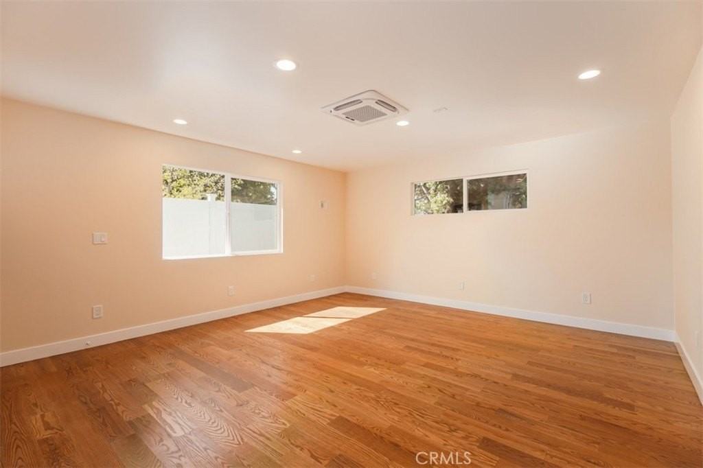 319 N Shelton St - Photo 7 of 21