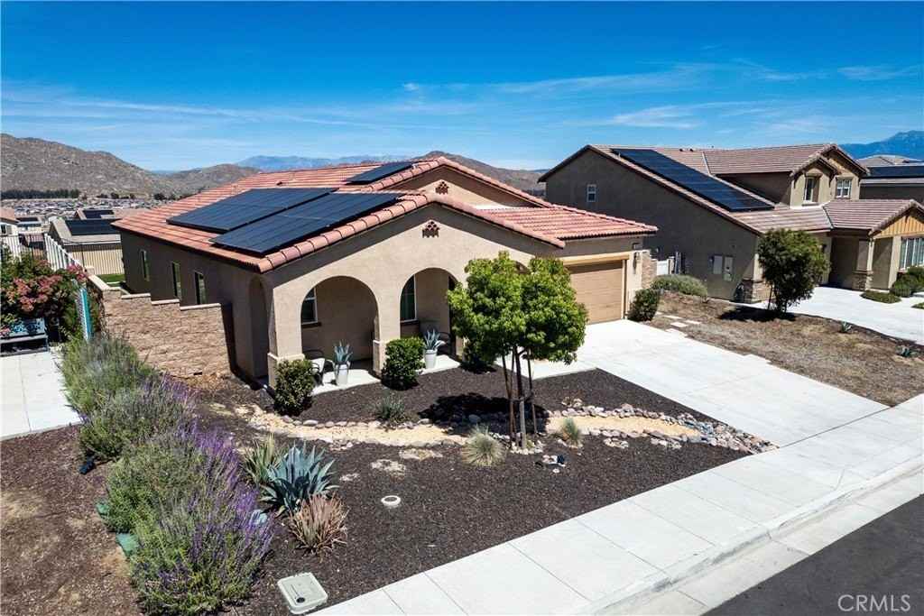 30716 Foxhollow Dr - Photo 2 of 30