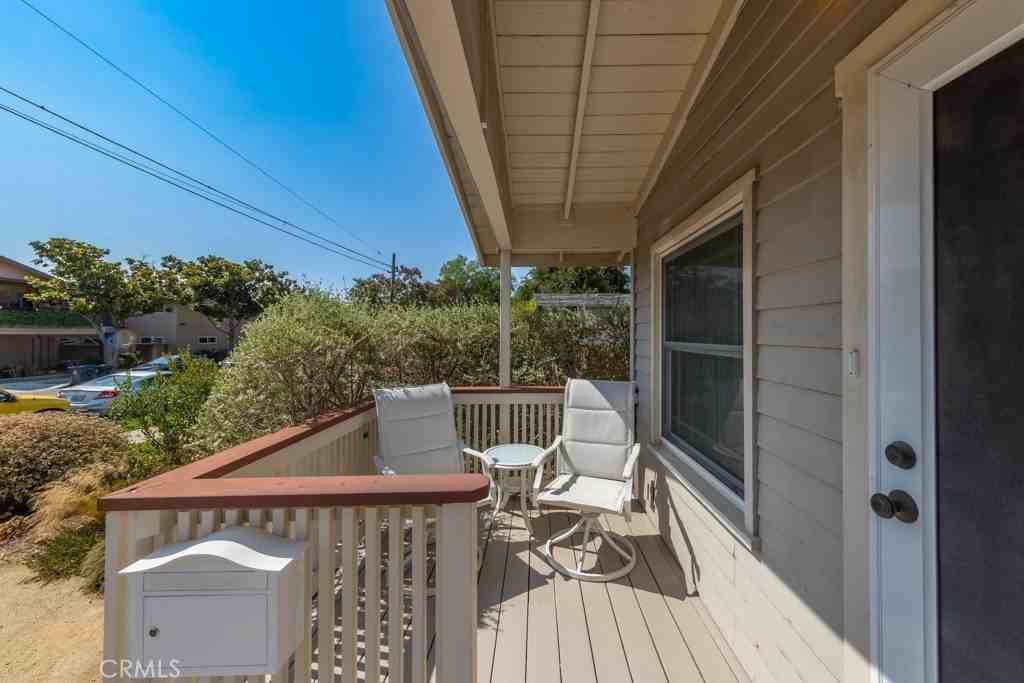 4951 Park Pl - Photo 6 of 30