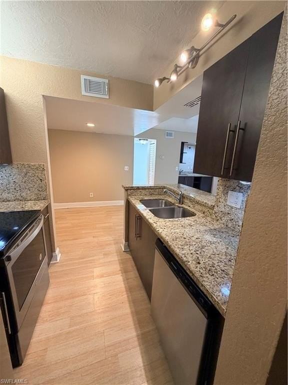 190 Santa Clara Dr #5