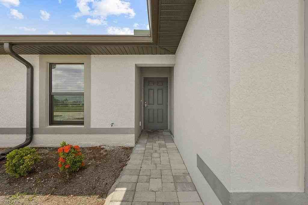 3429 Sw 8th Pl - Photo 2 of 19