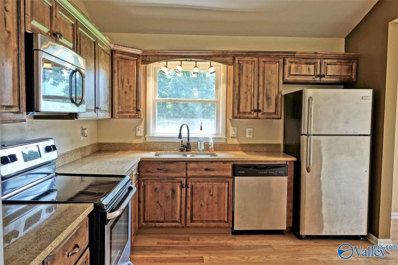 10131 Shades Rd Se - Photo 5 of 17