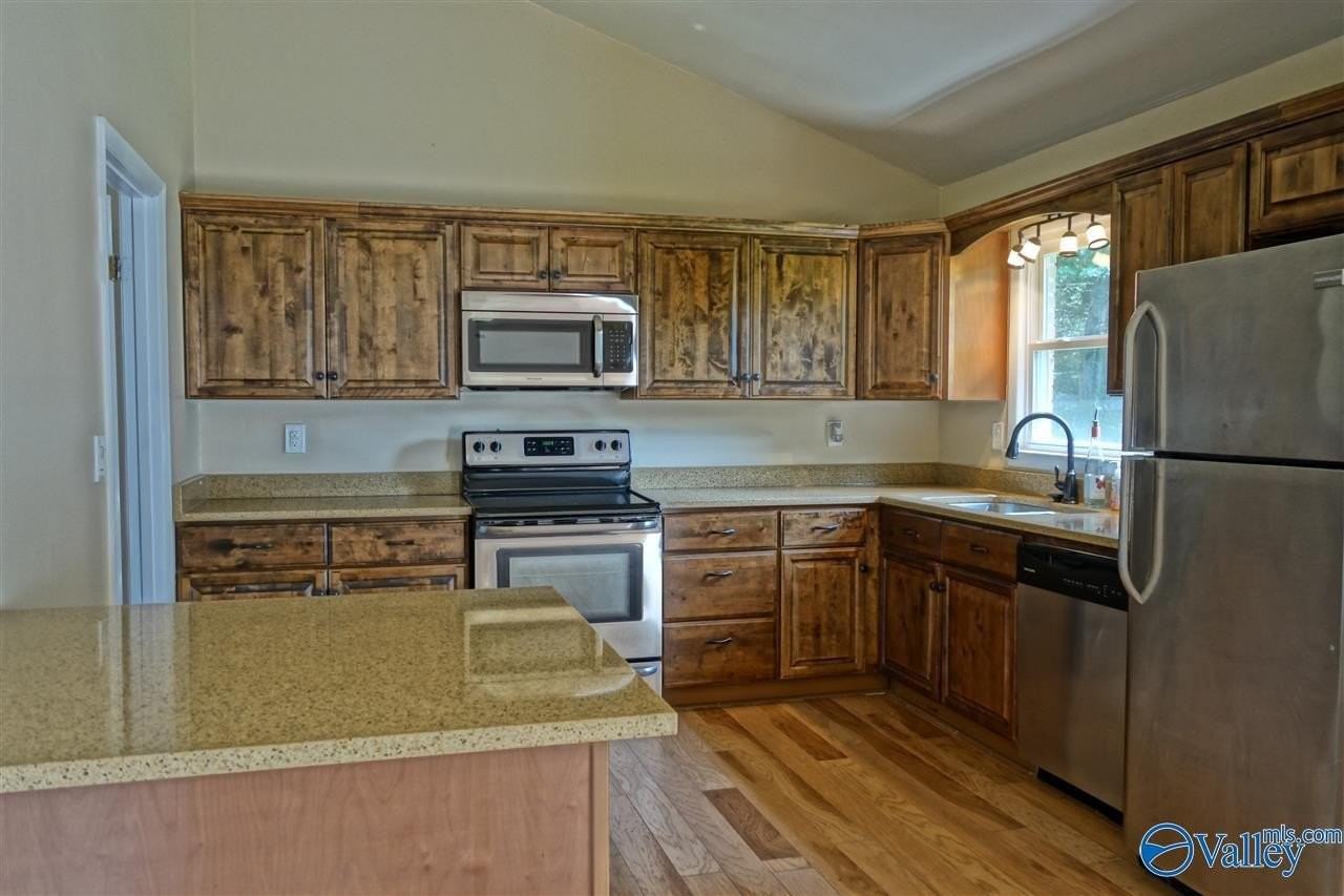 10131 Shades Rd Se - Photo 6 of 17