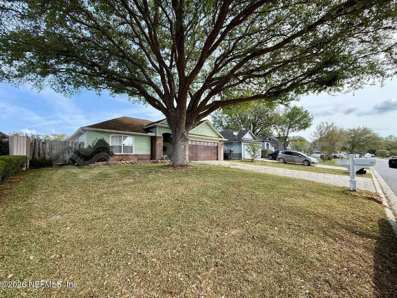 2927 Waters View Cir - Photo 3 of 50