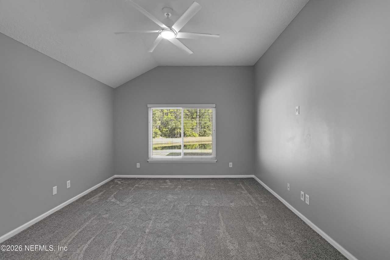 695 Sid Dr - Photo 5 of 49