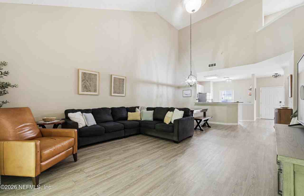 1730 Cross Pines Dr - Photo 3 of 30