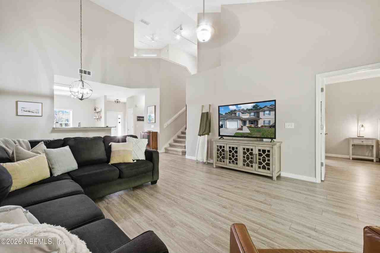 1730 Cross Pines Dr - Photo 4 of 30