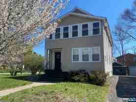 133 Willowdale Ave - Photo 1 of 1