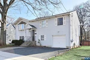 featured image of 173 Willowdale Ave