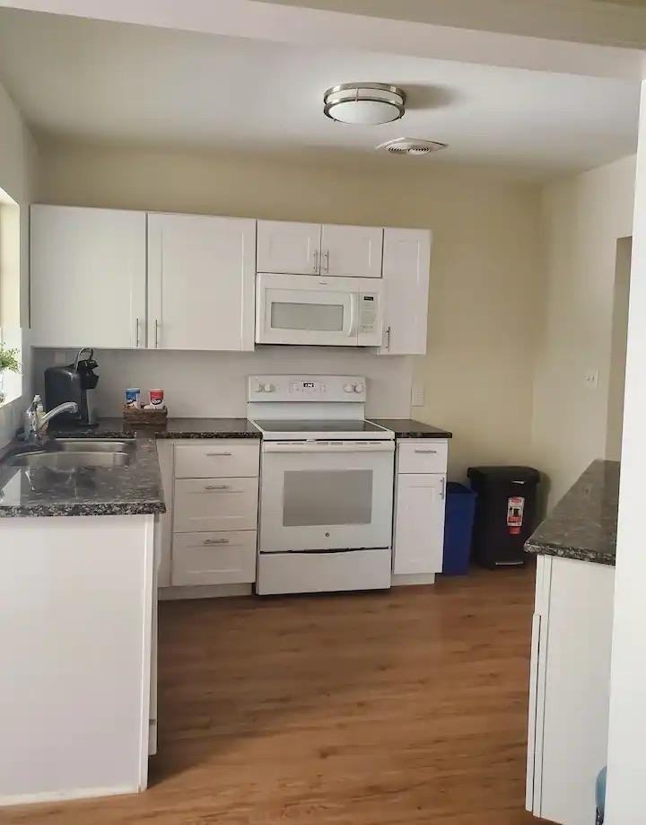 N 34th St - Photo 2 of 32