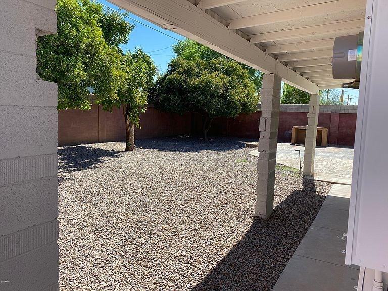 N 34th St - Photo 4 of 32