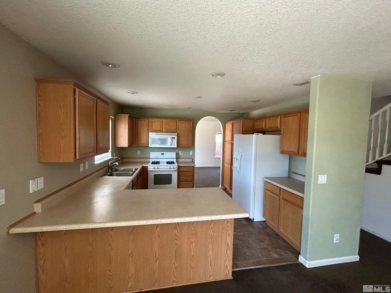 17910 Drift Creek Ct - Photo 7 of 27