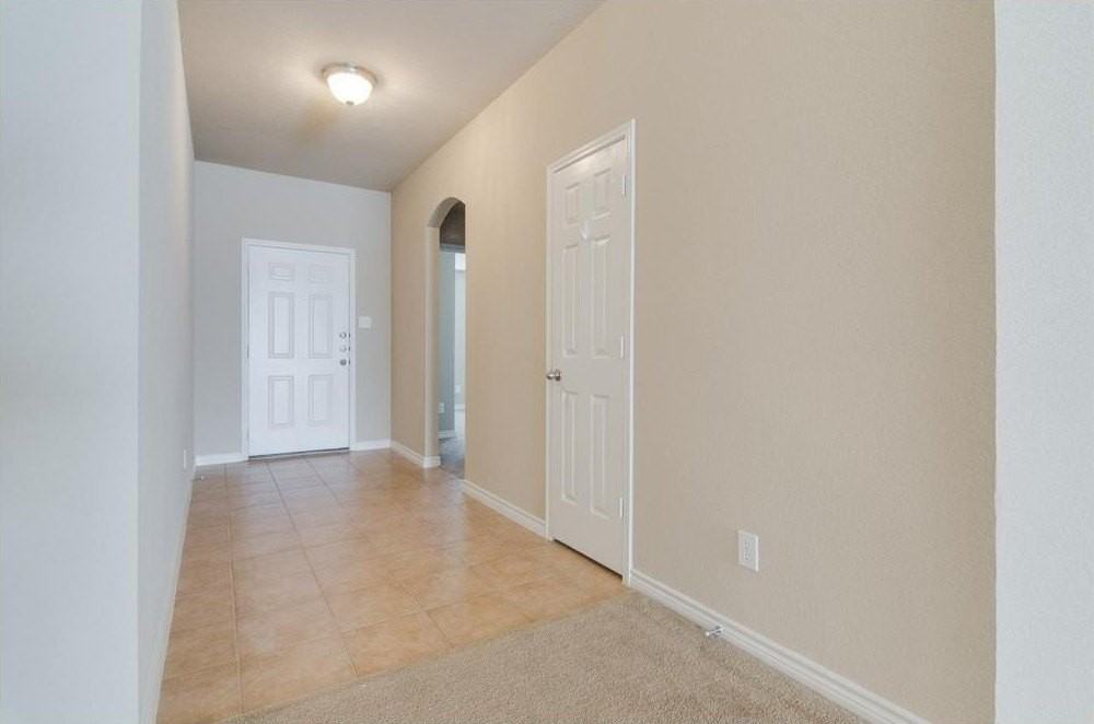 9117 Nathan Dr - Photo 5 of 14