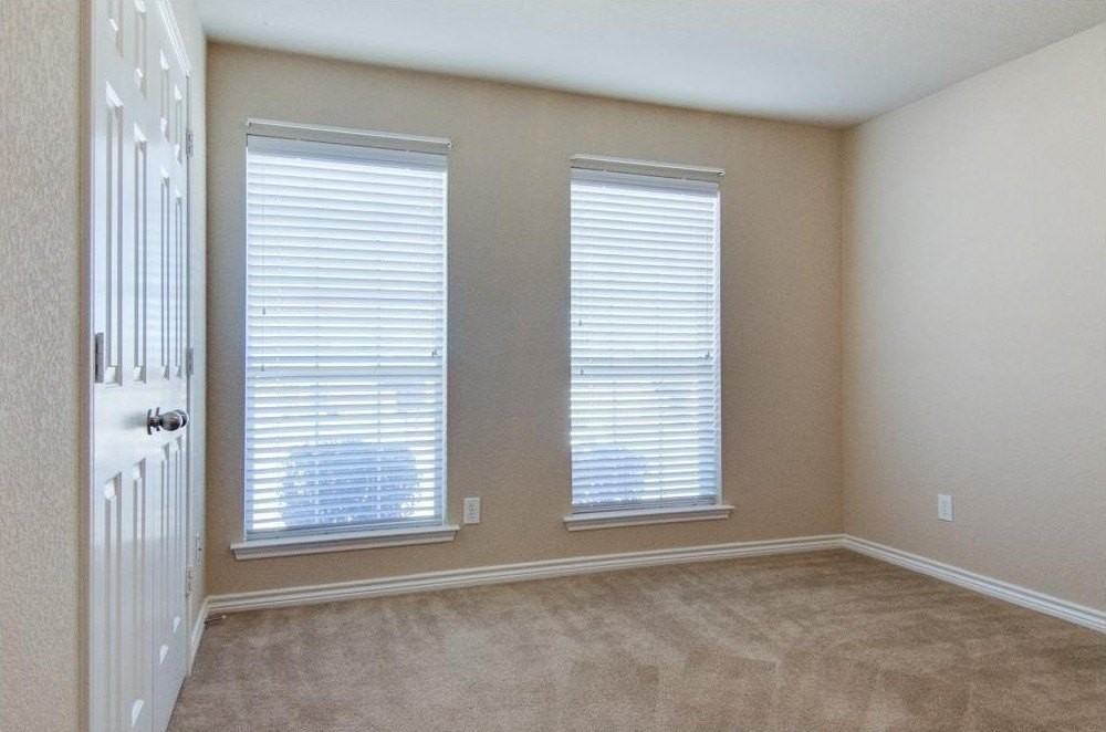 9117 Nathan Dr - Photo 6 of 14