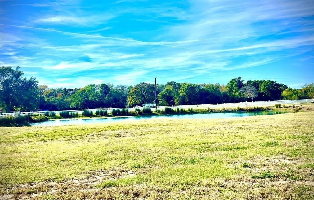 469 Rs County Road 1605 - Photo 2 of 19