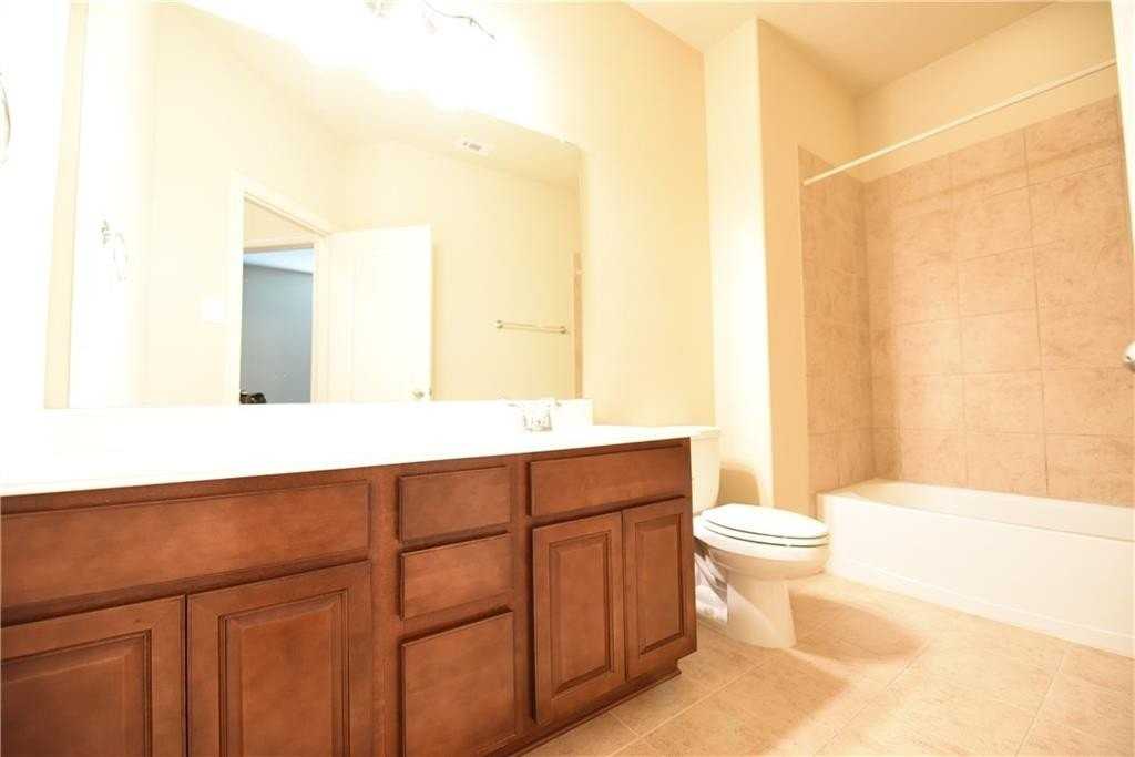 8000 Chickasaw Trl - Photo 6 of 18