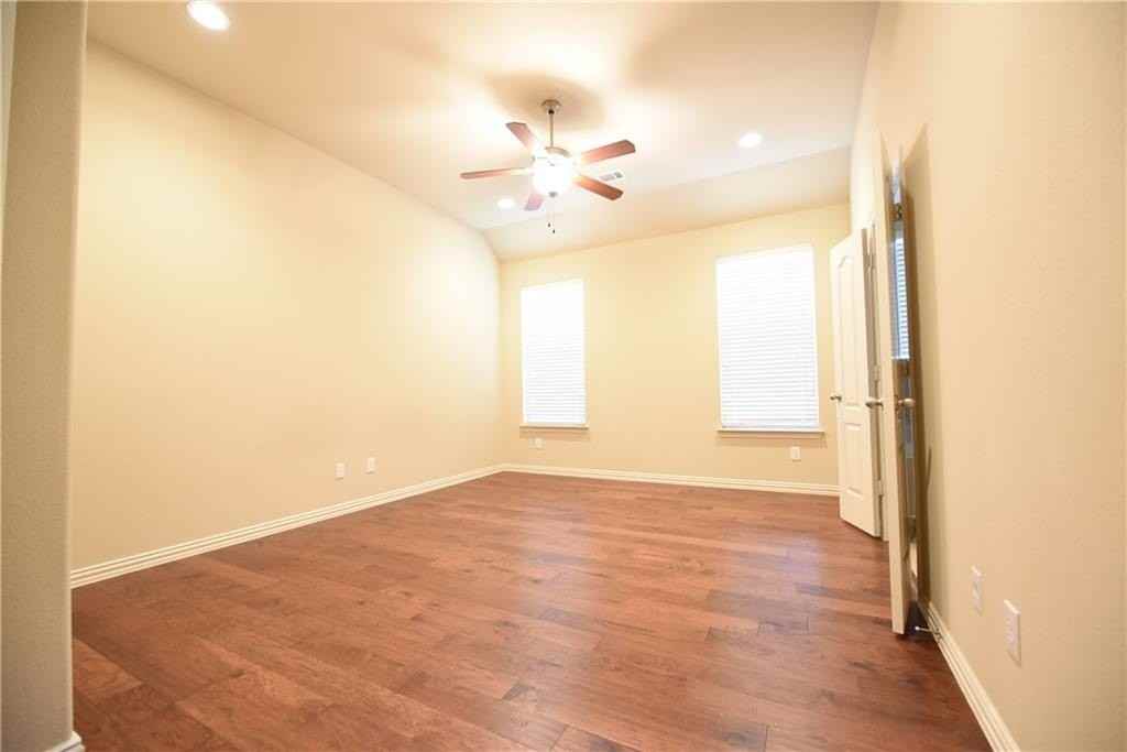 8000 Chickasaw Trl - Photo 7 of 18