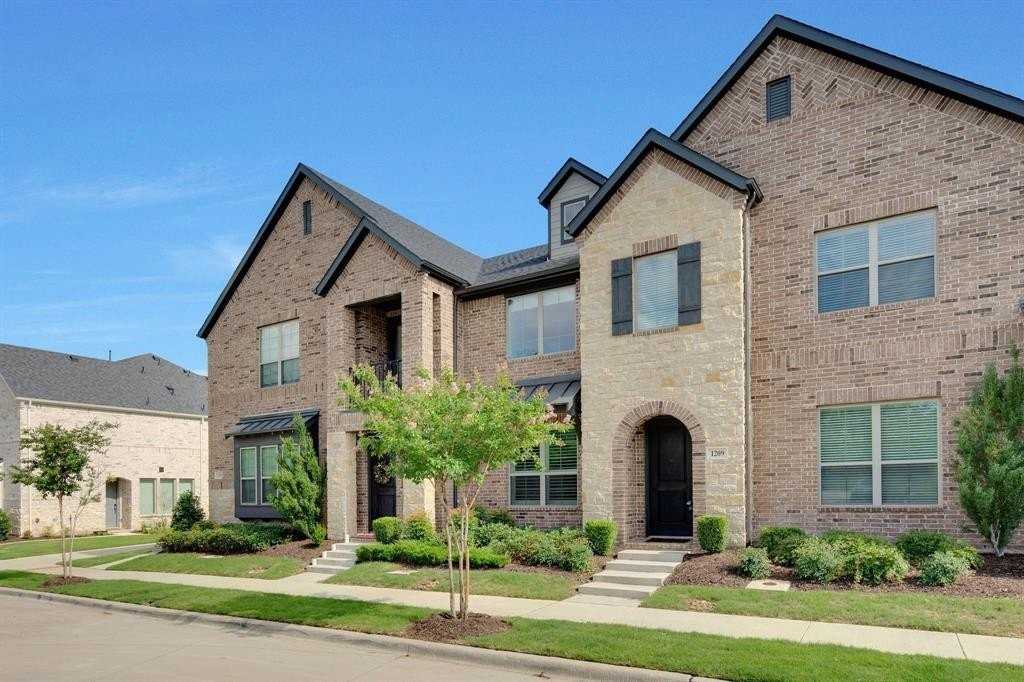 1209 Casselberry Dr - Photo 3 of 29